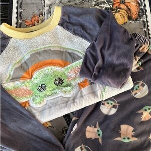 Disney Baby Yoda Pajama set, Child size 5/6